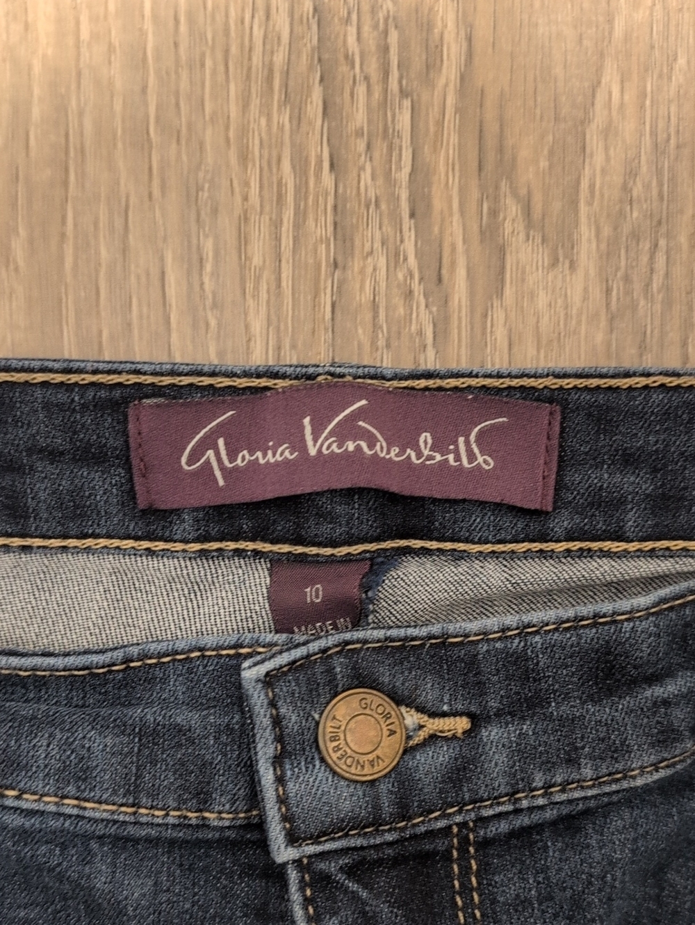 Gloria Vanderbilt Dark Blue Straight Leg Jeans - Picture 2 of 4